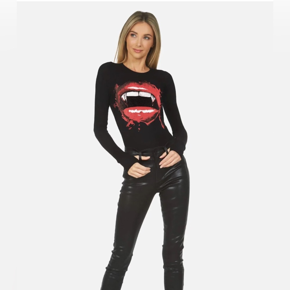 Lauren Moshi Vampire Lips. Very Rare. Size Medium. - Picture 2 of 4